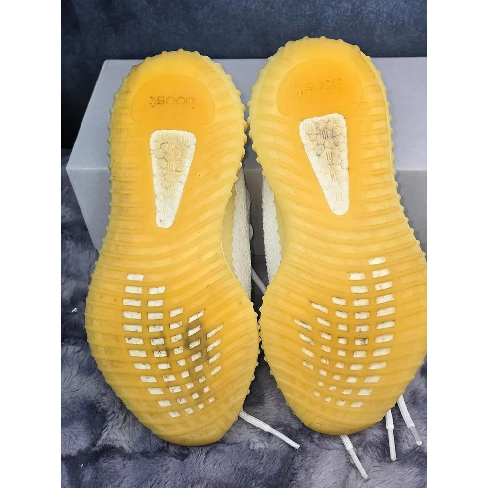 Adidas Yeezy Boost 350 V2 Cream/ triple White CP9366 Sneakers Mens Size 6